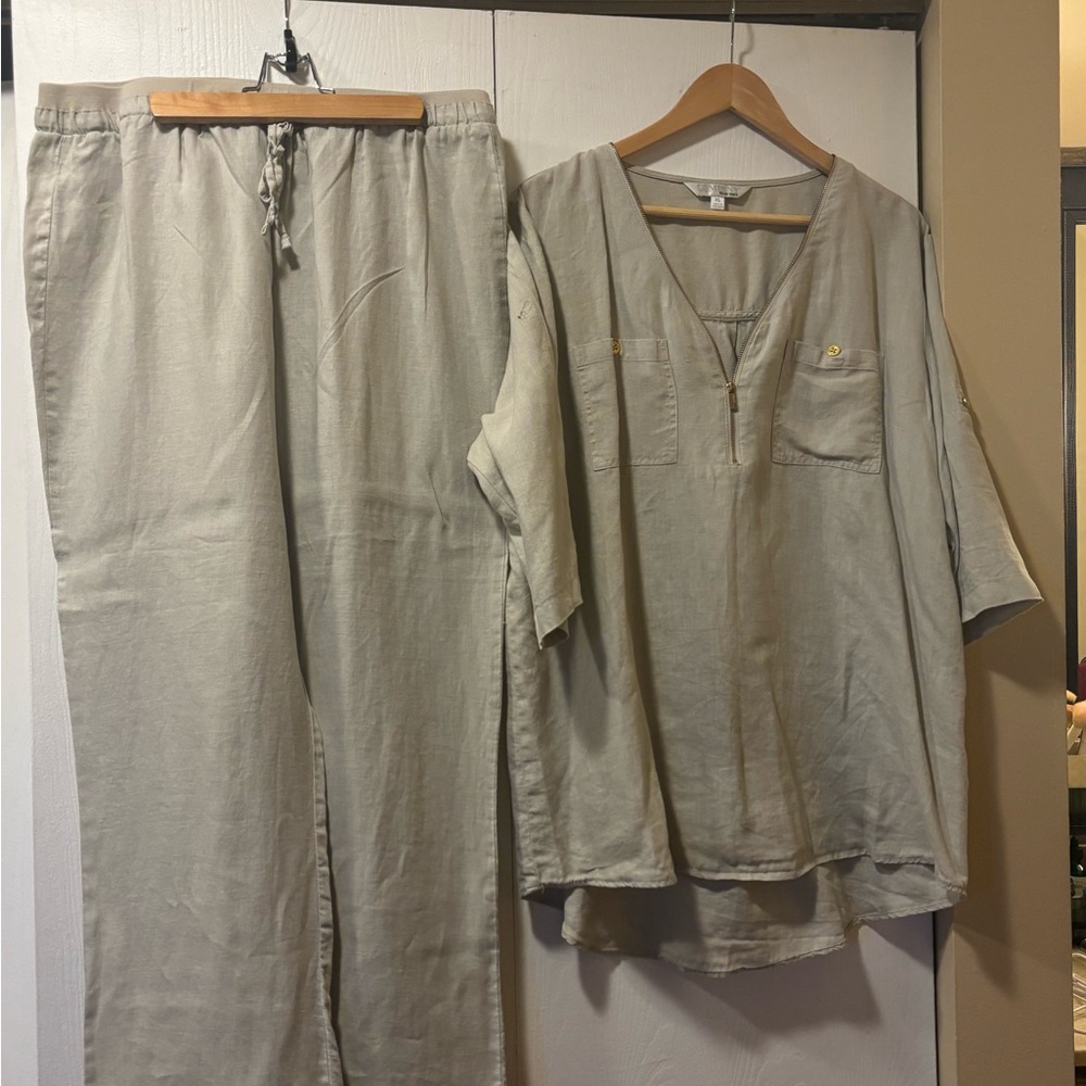 Light Taupe Two-Piece Linen Set - Relaxed Top & Drawstring Pants